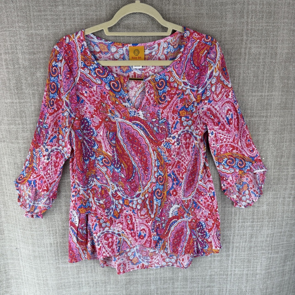 Ruby Rd. Blouse Womens M Pink Tunic V-Neck 3/4 Sleeve Paisley Ruffle Pleated